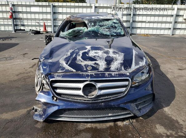WDDZF4JB7KA636432 2019 MERCEDES-BENZ E Blue Widok z przodu