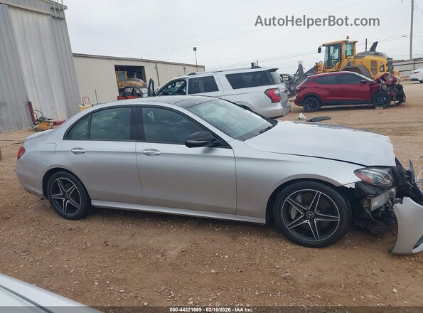 WDDZF4JB9JA469862 2018 MERCEDES-BENZ E-CLASS Серебряный Вид задней части салона