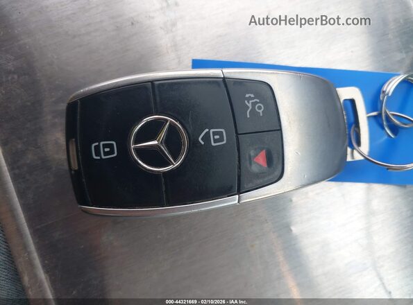 WDDZF4JB9JA469862 2018 MERCEDES-BENZ E-CLASS Серебряный Вид панели приборов