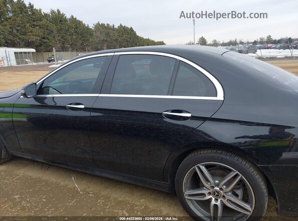 WDDZF4KB0KA496965 2019 MERCEDES-BENZ E-CLASS Black Панорамний вид салону 360°