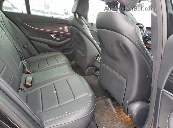 WDDZF4KB2JA324323 2018 MERCEDES-BENZ E Black Widok tylnych siedzeń