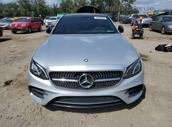WDDZF4KB6HA053650 2017 MERCEDES-BENZ E Серебряный Вид спереди