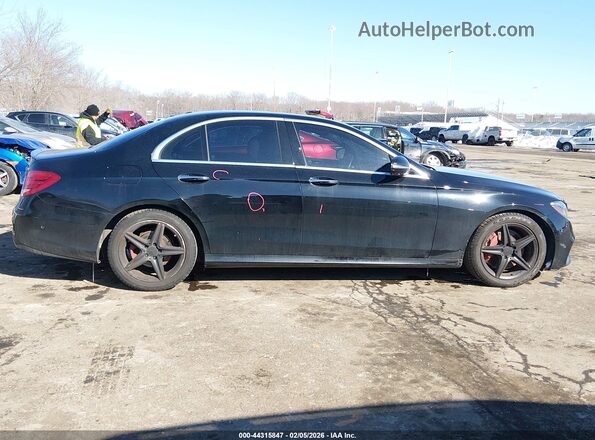 WDDZF4KB6HA135541 2017 MERCEDES-BENZ E-CLASS Черный Вид задней части салона