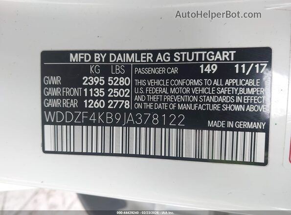 WDDZF4KB9JA378122 2018 MERCEDES-BENZ E-CLASS Белый Вид подкапотного пространства