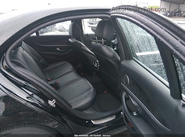 WDDZF4KBXHA121691 2017 MERCEDES-BENZ E-CLASS Черный Вид наклейки с VIN-кодом