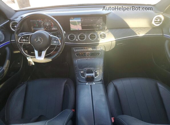 WDDZF8DBXLA754012 2020 MERCEDES-BENZ E Черный Вид панели приборов