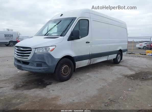 WDRPF1CD1KT006733 2019 FREIGHTLINER SPRINTER 2500 Белый Передняя левая четверть