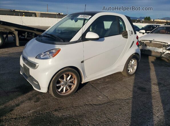 WMEEJ9AAXGK845484 2016 SMART FORTWO Белый Передняя левая четверть