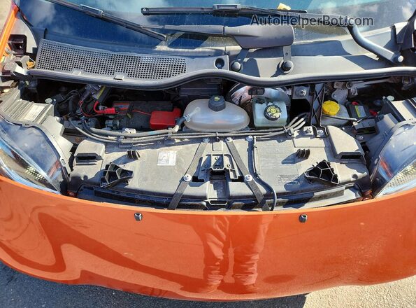 WMEFJ5DA2GK071028 2016 SMART FORTWO Orange Widok wnętrza z tyłu