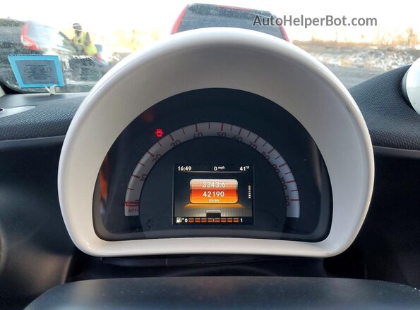 WMEFJ5DA4GK083990 2016 SMART FORTWO Серебряный Вид щитка приборов