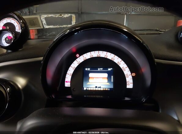 WMEFJ5DA7GK050031 2016 SMART FORTWO Черный Вид задних сидений