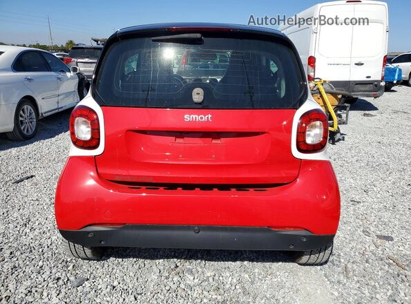 WMEFJ9BAXJK280924 2018 SMART FORTWO Белый Вид сзади