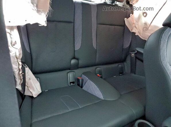 WMW13GD09S2W75039 2025 MINI COOPER Серебряный Вид задних сидений