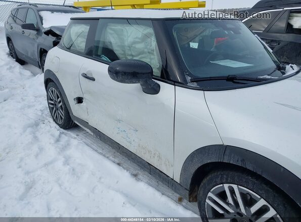 WMW23GD00S2W25411 2025 MINI HARDTOP Белый Вид спереди