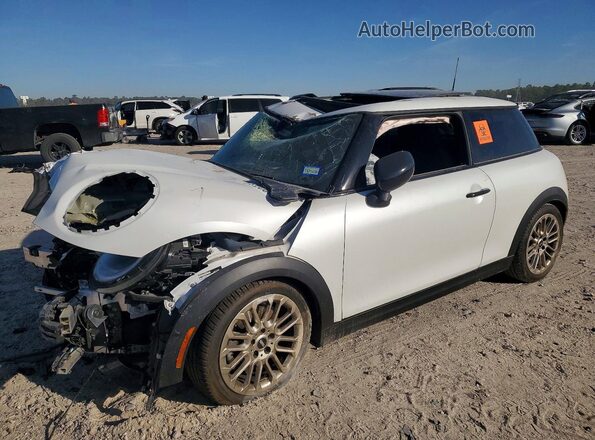 WMW23GD06S2W28331 2025 MINI COOPER Белый Передняя левая четверть