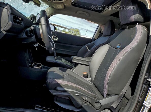 WMW23GD06S2W35165 2025 MINI COOPER Black Вид салону спереду