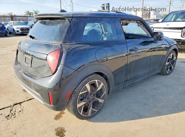 WMW23GD06S2W35165 2025 MINI COOPER Черный Передняя правая четверть