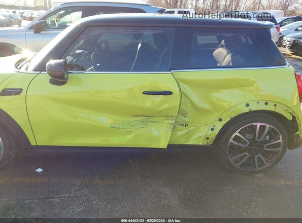 WMW53DH05P2S75903 2023 MINI HARDTOP Green Vista frontal