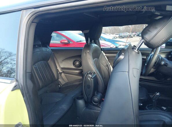 WMW53DH05P2S75903 2023 MINI HARDTOP Green Vista de la etiqueta del VIN
