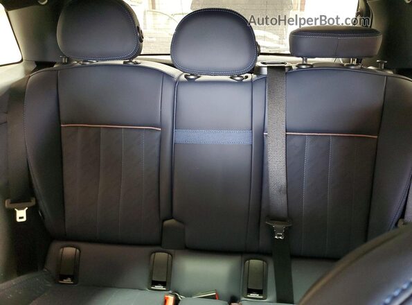 WMW53GD06S2X52418 2025 MINI COOPER Silver Widok tylnych siedzeń