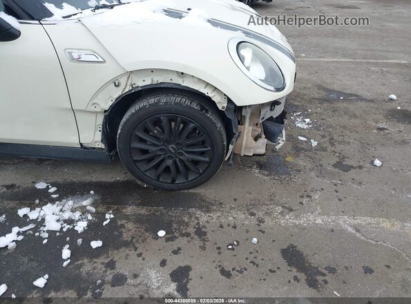 WMWLN9C33H2E49522 2017 MINI CLUBMAN Кремовый 