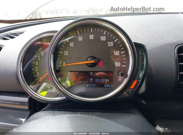 WMWLU1C56J2F29294 2018 MINI CLUBMAN Серый Вид задних сидений