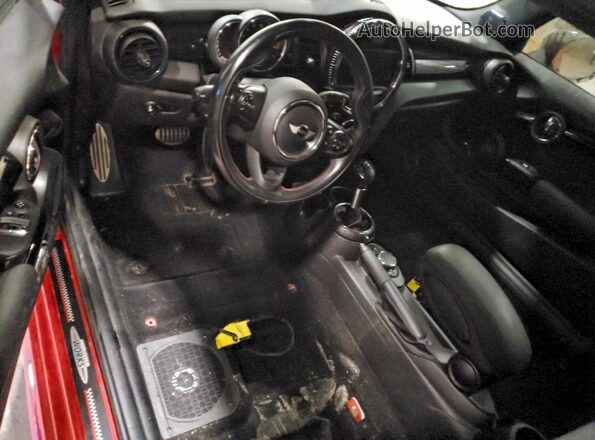 WMWXM9C56HT997298 2017 MINI COOPER Красный Вид щитка приборов