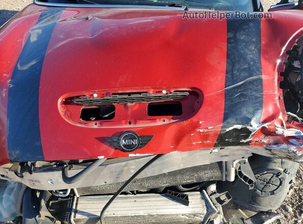 WMWXP7C35H2C61472 2017 MINI COOPER Красный Вид задней части салона