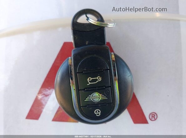 WMWXR3C00L2M11938 2020 MINI HARDTOP Серый Вид панели приборов