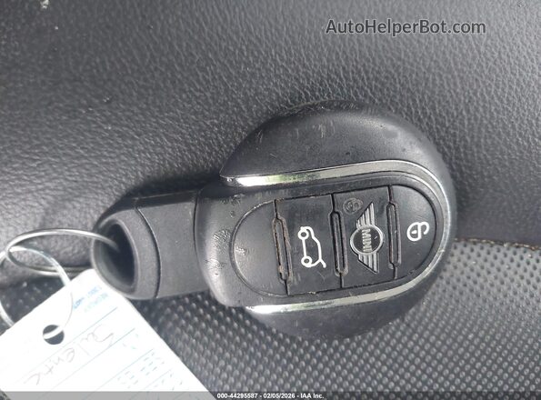 WMWXR3C01M2N04095 2021 MINI HARDTOP Черный Вид панели приборов