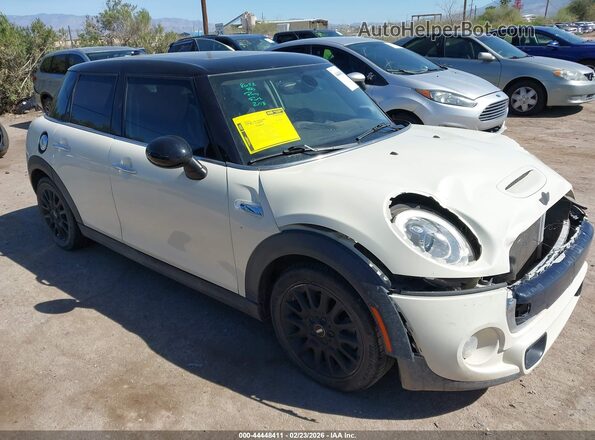 WMWXU3C53H2D33000 2017 MINI HARDTOP Кремовый Передняя правая четверть