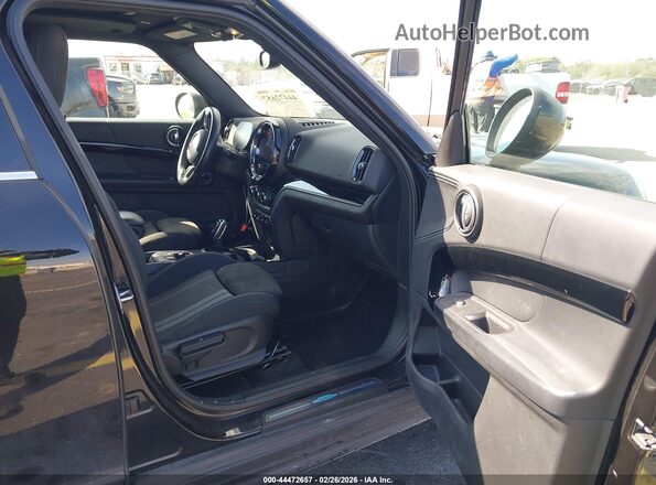 WMZ33BS03N3N89015 2022 MINI COUNTRYMAN Черный Вид салона спереди