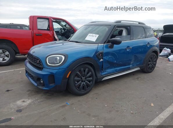 WMZ53BR0XR3R84068 2024 MINI COUNTRYMAN Синий Передняя левая четверть