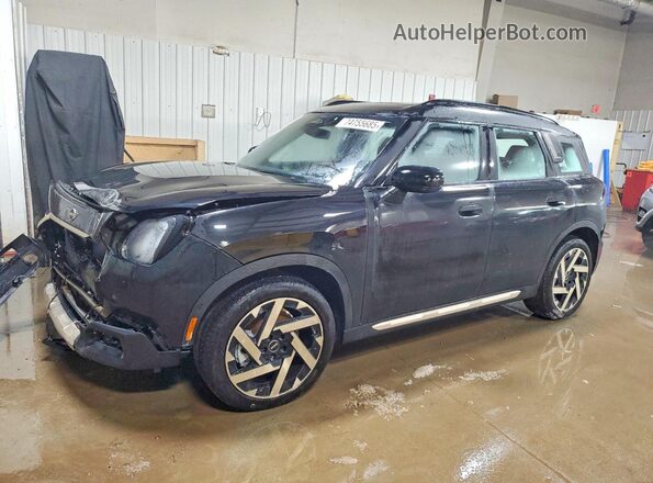 WMZ53GA05S7S42457 2025 MINI COUNTRYMAN Черный Передняя левая четверть