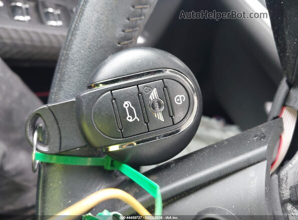 WMZYT5C38J3E69286 2018 MINI COUNTRYMAN Синий Вид панели приборов