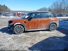 2019 Mini Countryman Cooper S Оранжевый vin: WMZYT5C50K3E63548