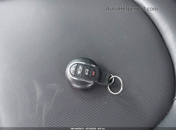 WMZYV5C35H3E02679 2017 MINI COUNTRYMAN Blue Widok deski rozdzielczej