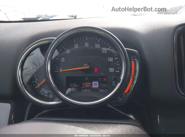 WMZYW5C01L3L05746 2020 MINI COUNTRYMAN Серый Вид задних сидений