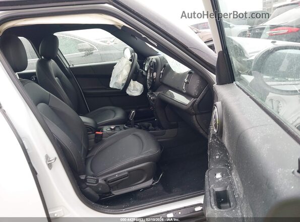 WMZYW5C01L3M24493 2020 MINI COUNTRYMAN White Widok wnętrza z przodu
