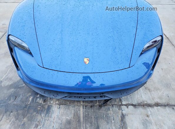 WP0AA2Y15MSA15617 2021 PORSCHE TAYCAN Blue Widok wnętrza z tyłu