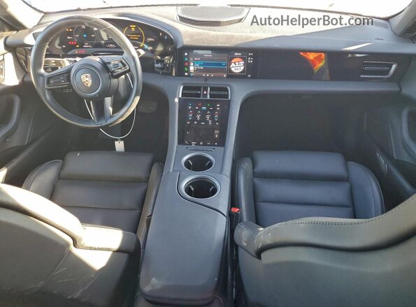 WP0AA2Y15PSA13855 2023 PORSCHE TAYCAN Серебряный Вид панели приборов