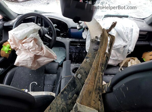 WP0AA2Y18RSA13173 2024 PORSCHE TAYCAN Серебряный Вид панели приборов