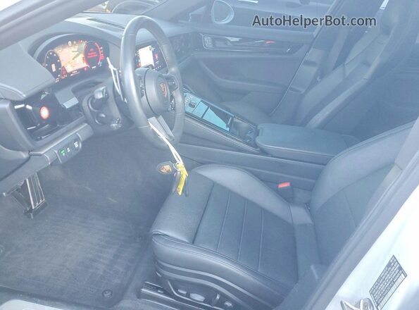WP0AA2YA4SL001910 2025 PORSCHE PANAMERA White Vista interior delantera