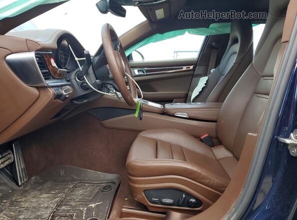 WP0AB2A70PL130486 2023 PORSCHE PANAMERA Blue Front interior view