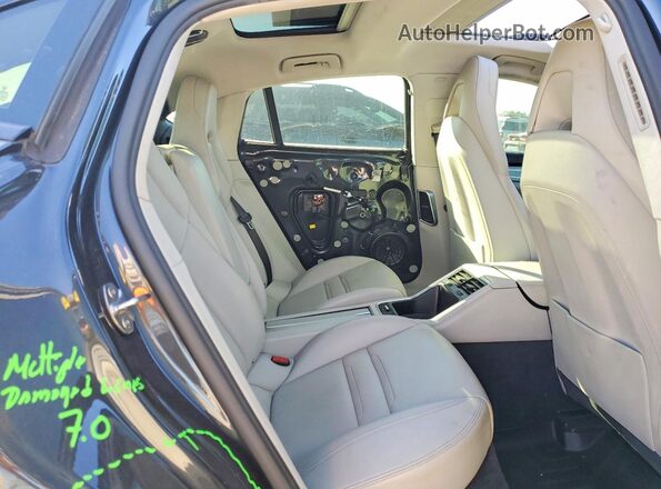 WP0AB2A73HL124229 2017 PORSCHE PANAMERA Серый Вид задней части салона