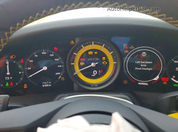 WP0AB2A93NS221952 2022 PORSCHE 911 Желтый Вид щитка приборов