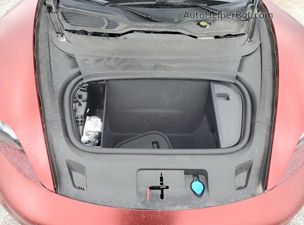 WP0AB2Y10MSA42107 2021 PORSCHE TAYCAN Красный Вид задней части салона