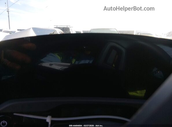WP0AB2Y13PSA36659 2023 PORSCHE TAYCAN Серебряный Вид задних сидений