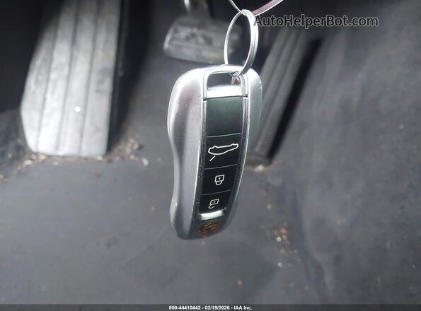WP0AJ2A79ML115807 2021 PORSCHE PANAMERA Серебряный Вид панели приборов