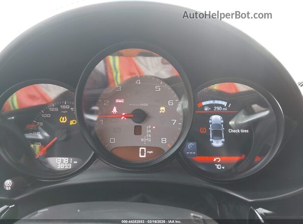 WP0CB2A80MS225228 2021 PORSCHE 718 BOXSTER Черный Вид задних сидений